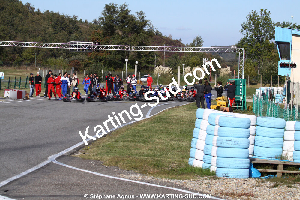 18/10/2009 : 4 Heures Loisir des Pyrénées à Lavelanet (photos Stéphane Agnus) 2009 — karting