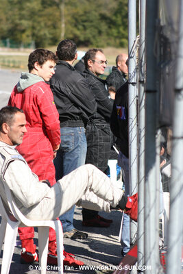 18/10/2009 : 4 Heures Loisir des Pyrénées à Lavelanet (photos Yan Ching Tan) 2009 — karting