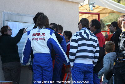 18/10/2009 : 4 Heures Loisir des Pyrénées à Lavelanet (photos Yan Ching Tan) 2009 — karting