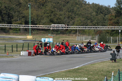 18/10/2009 : 4 Heures Loisir des Pyrénées à Lavelanet (photos Yan Ching Tan) 2009 — karting