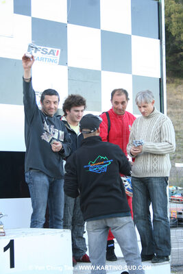 18/10/2009 : 4 Heures Loisir des Pyrénées à Lavelanet (photos Yan Ching Tan) 2009 — karting