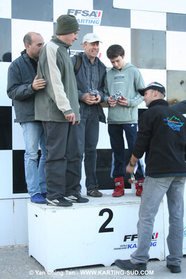 18/10/2009 : 4 Heures Loisir des Pyrénées à Lavelanet (photos Yan Ching Tan) 2009 — karting