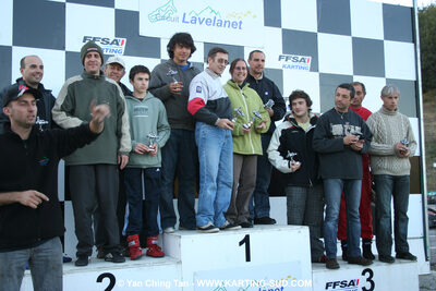 18/10/2009 : 4 Heures Loisir des Pyrénées à Lavelanet (photos Yan Ching Tan) 2009 — karting