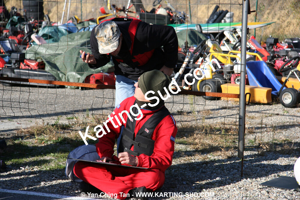 18/10/2009 : 4 Heures Loisir des Pyrénées à Lavelanet (photos Yan Ching Tan) 2009 — karting