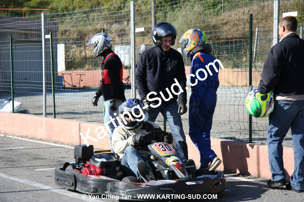 18/10/2009 : 4 Heures Loisir des Pyrénées à Lavelanet (photos Yan Ching Tan) 2009 — karting