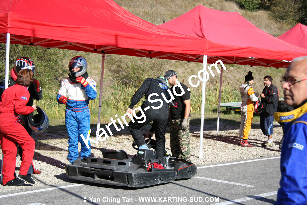 18/10/2009 : 4 Heures Loisir des Pyrénées à Lavelanet (photos Yan Ching Tan) 2009 — karting
