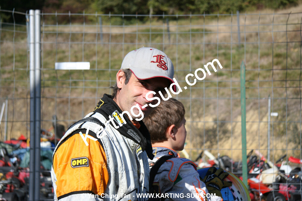 18/10/2009 : 4 Heures Loisir des Pyrénées à Lavelanet (photos Yan Ching Tan) 2009 — karting