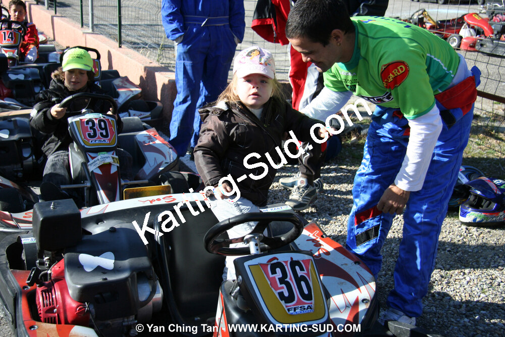 18/10/2009 : 4 Heures Loisir des Pyrénées à Lavelanet (photos Yan Ching Tan) 2009 — karting