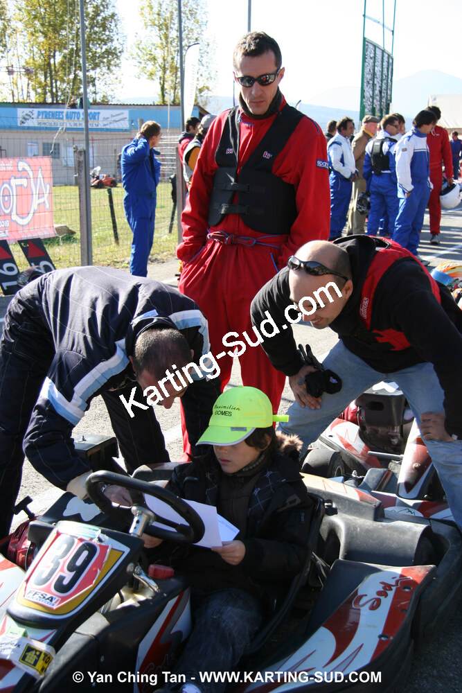 18/10/2009 : 4 Heures Loisir des Pyrénées à Lavelanet (photos Yan Ching Tan) 2009 — karting