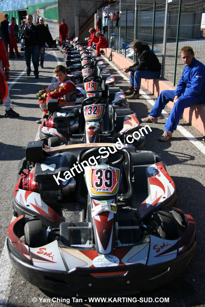 18/10/2009 : 4 Heures Loisir des Pyrénées à Lavelanet (photos Yan Ching Tan) 2009 — karting