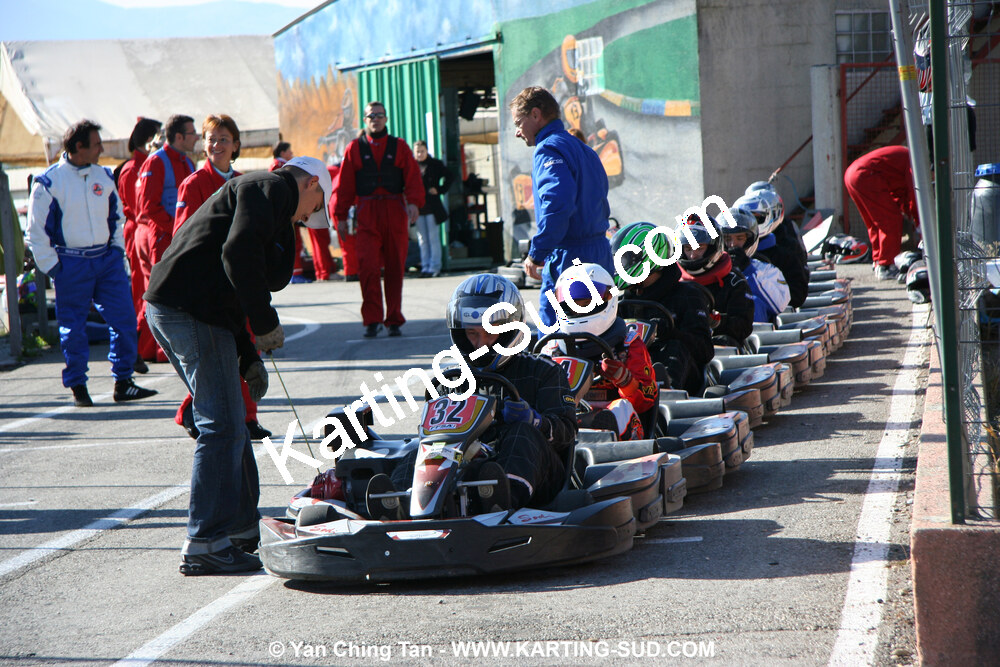 18/10/2009 : 4 Heures Loisir des Pyrénées à Lavelanet (photos Yan Ching Tan) 2009 — karting