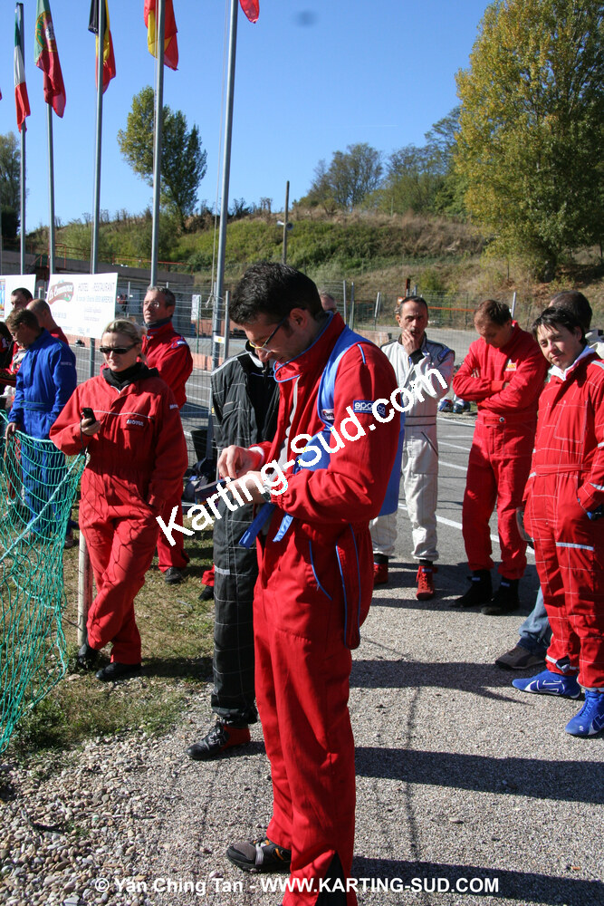 18/10/2009 : 4 Heures Loisir des Pyrénées à Lavelanet (photos Yan Ching Tan) 2009 — karting