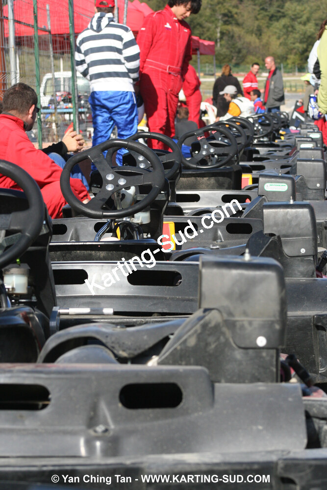 18/10/2009 : 4 Heures Loisir des Pyrénées à Lavelanet (photos Yan Ching Tan) 2009 — karting
