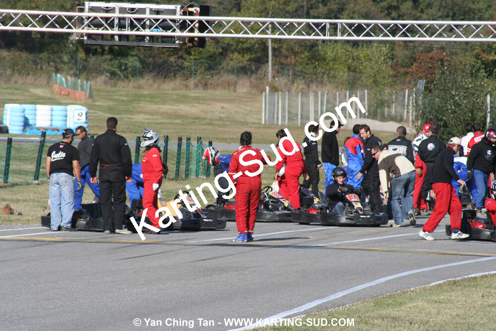 18/10/2009 : 4 Heures Loisir des Pyrénées à Lavelanet (photos Yan Ching Tan) 2009 — karting