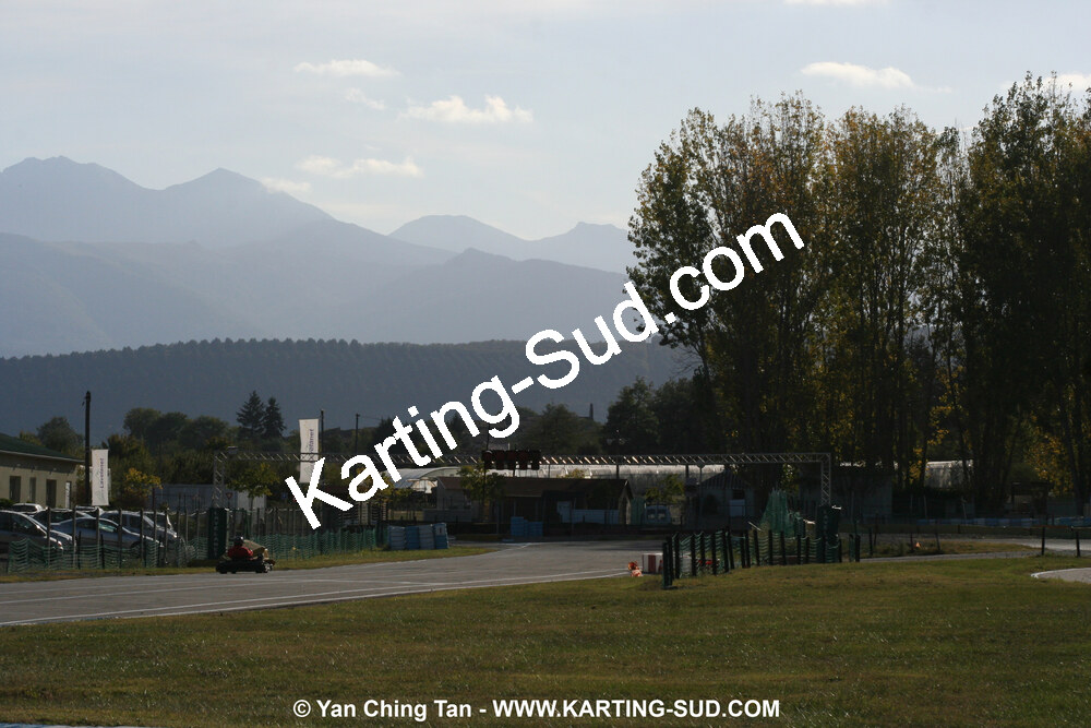 18/10/2009 : 4 Heures Loisir des Pyrénées à Lavelanet (photos Yan Ching Tan) 2009 — karting