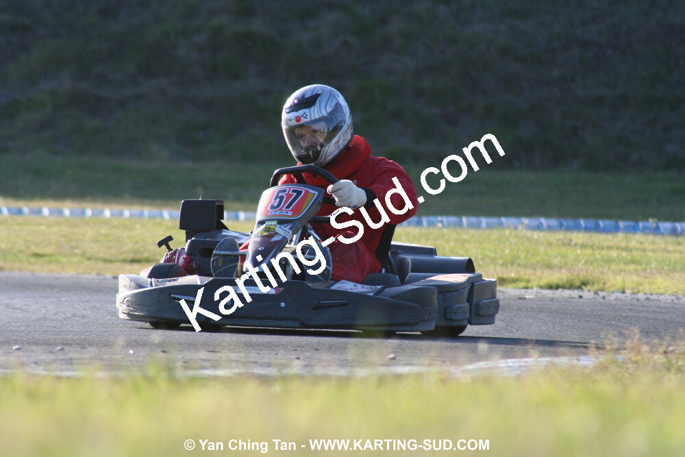 18/10/2009 : 4 Heures Loisir des Pyrénées à Lavelanet (photos Yan Ching Tan) 2009 — karting
