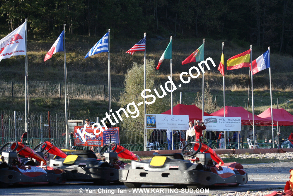 18/10/2009 : 4 Heures Loisir des Pyrénées à Lavelanet (photos Yan Ching Tan) 2009 — karting