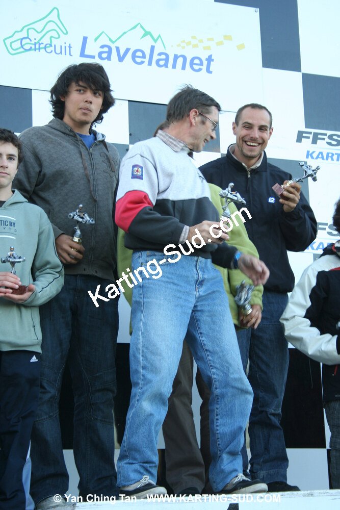 18/10/2009 : 4 Heures Loisir des Pyrénées à Lavelanet (photos Yan Ching Tan) 2009 — karting
