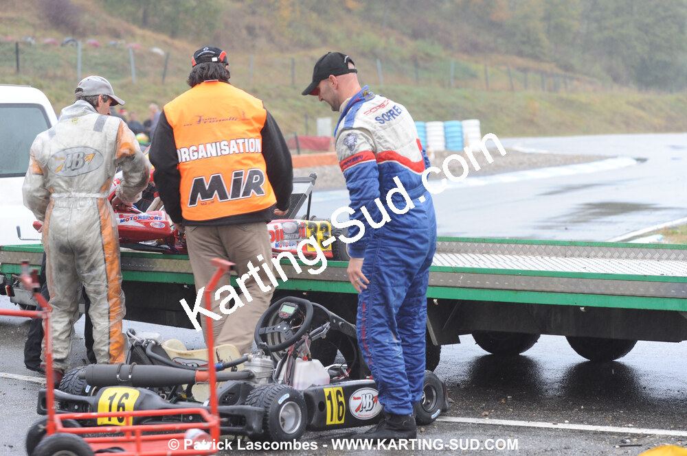 25/10/2009 : 2ème manche du Trophée Vincent Sanchez à Lavelanet (photos Patrick Lascombes) 2009 — karting