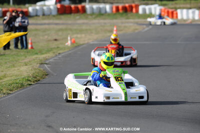 08/11/2009 : 5ème manche du Championnat du Sud 2009 à Ganges (photos Antoine Camblor) 2009 — karting
