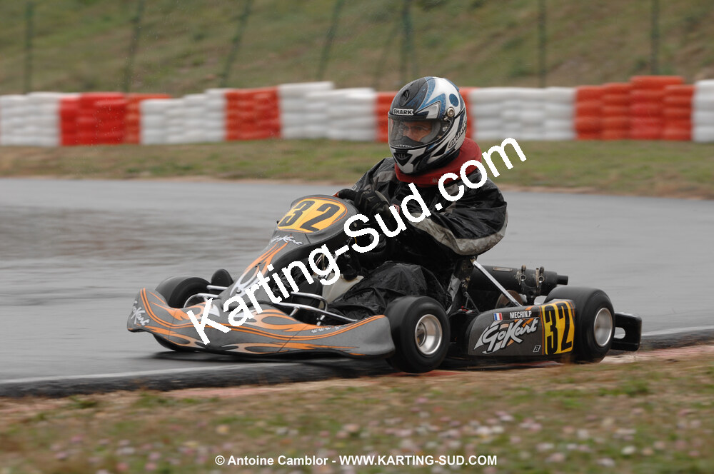 08/11/2009 : 5ème manche du Championnat du Sud 2009 à Ganges (photos Antoine Camblor) 2009 — karting