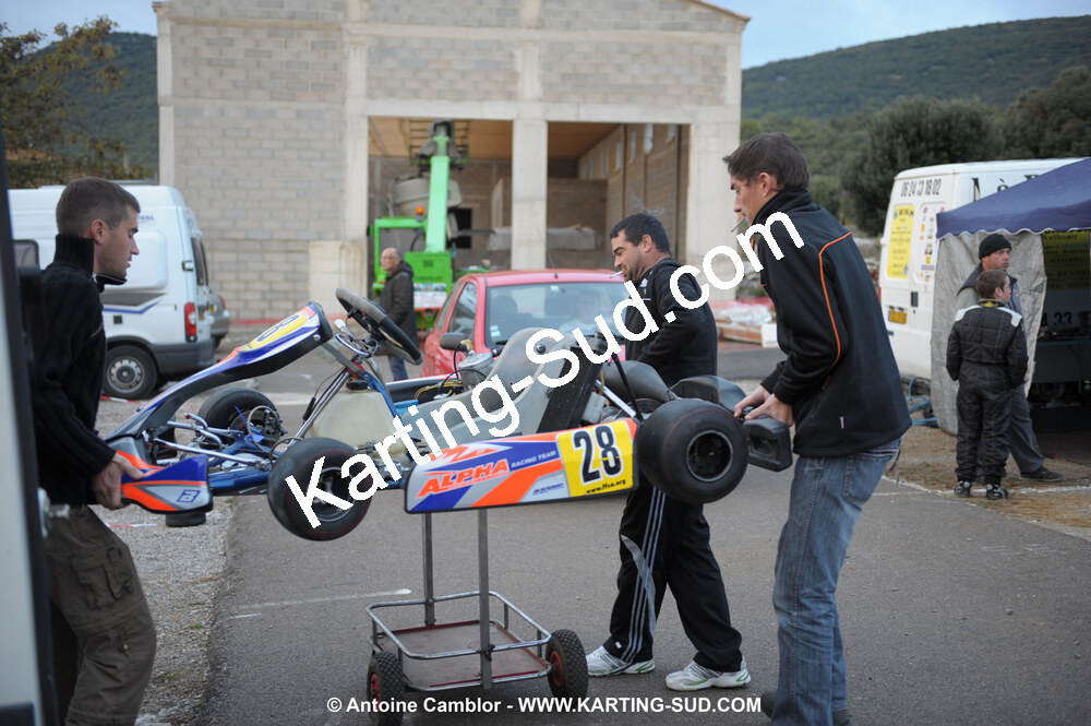 08/11/2009 : 5ème manche du Championnat du Sud 2009 à Ganges (photos Antoine Camblor) 2009 — karting