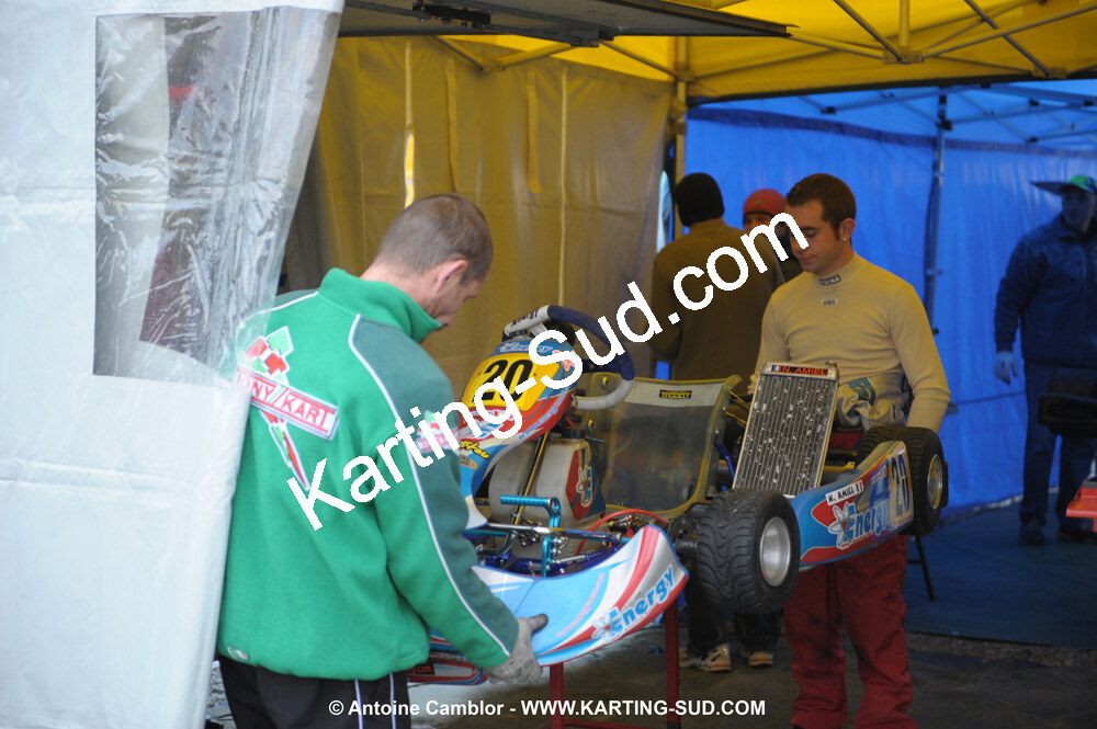 08/11/2009 : 5ème manche du Championnat du Sud 2009 à Ganges (photos Antoine Camblor) 2009 — karting