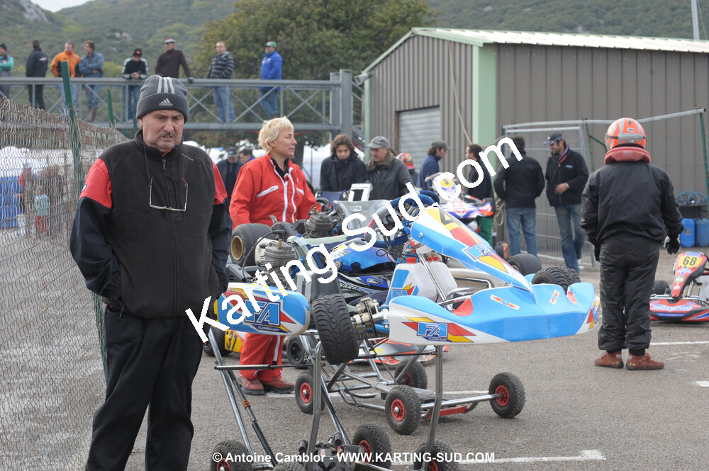08/11/2009 : 5ème manche du Championnat du Sud 2009 à Ganges (photos Antoine Camblor) 2009 — karting