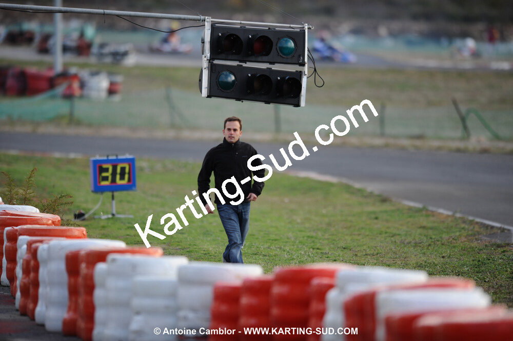 08/11/2009 : 5ème manche du Championnat du Sud 2009 à Ganges (photos Antoine Camblor) 2009 — karting