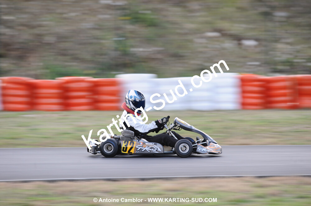 08/11/2009 : 5ème manche du Championnat du Sud 2009 à Ganges (photos Antoine Camblor) 2009 — karting