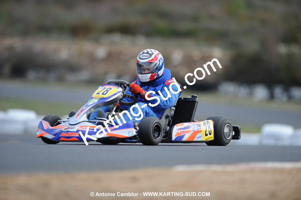 08/11/2009 : 5ème manche du Championnat du Sud 2009 à Ganges (photos Antoine Camblor) 2009 — karting