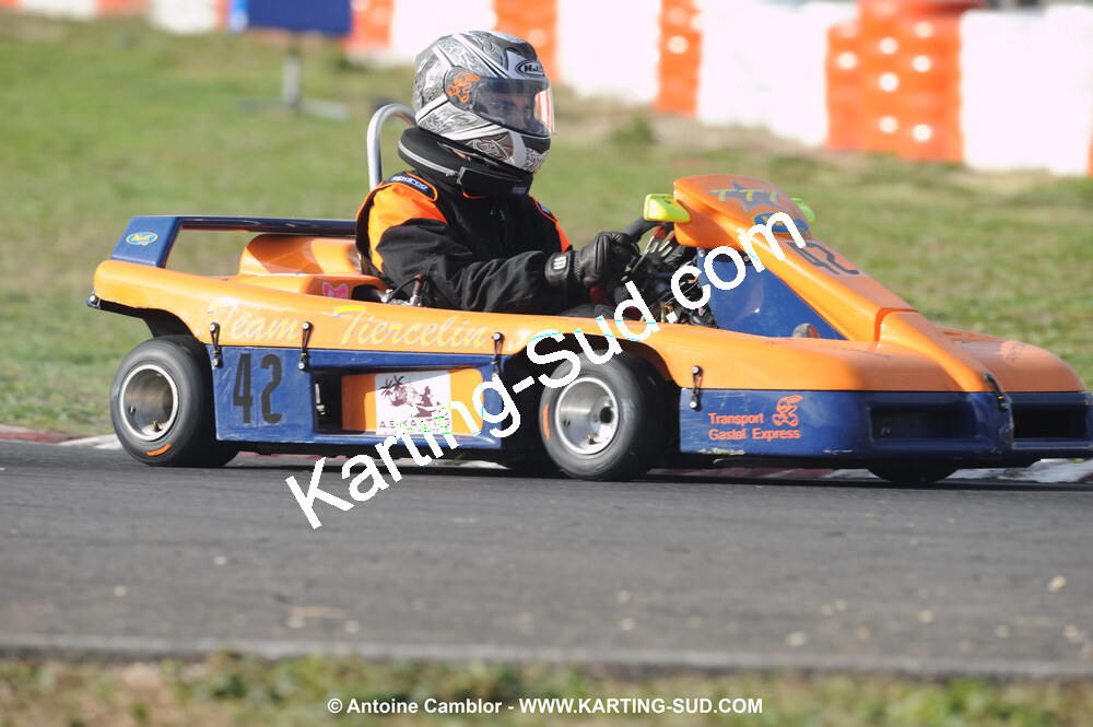 08/11/2009 : 5ème manche du Championnat du Sud 2009 à Ganges (photos Antoine Camblor) 2009 — karting