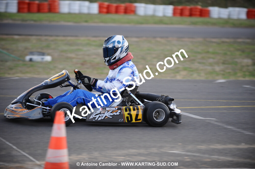 08/11/2009 : 5ème manche du Championnat du Sud 2009 à Ganges (photos Antoine Camblor) 2009 — karting
