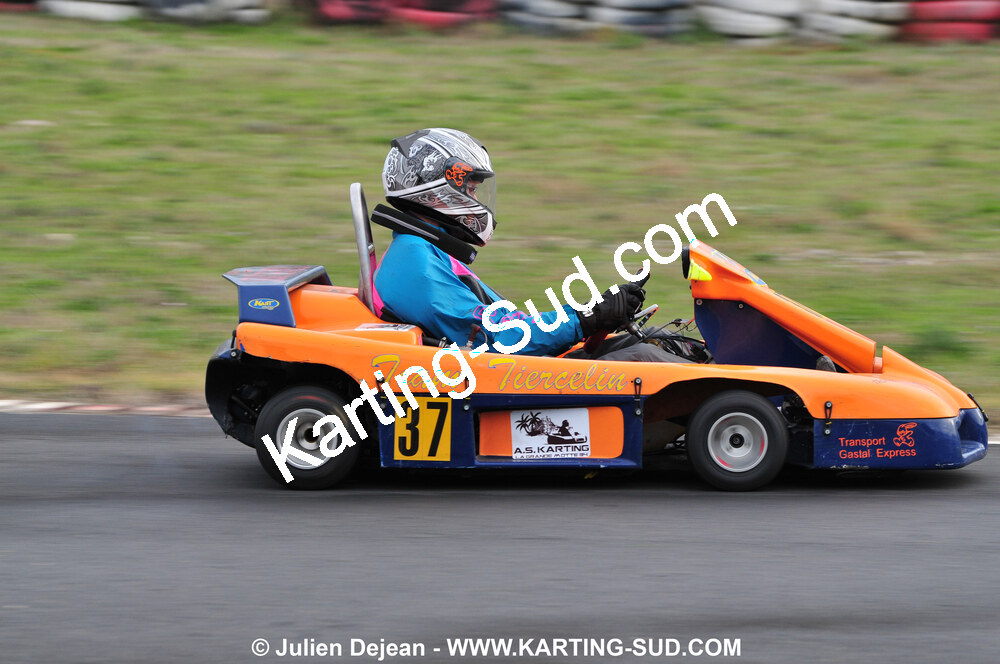 08/11/2009 : 5ème manche du Championnat du Sud 2009 à Ganges (photos Julien Dejean) 2009 — karting
