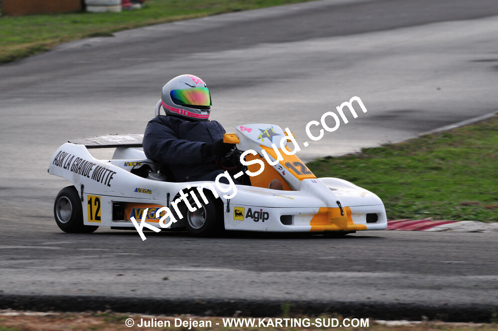 08/11/2009 : 5ème manche du Championnat du Sud 2009 à Ganges (photos Julien Dejean) 2009 — karting