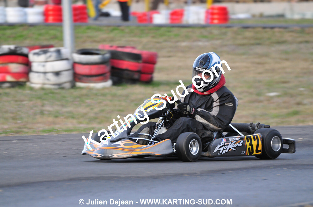 08/11/2009 : 5ème manche du Championnat du Sud 2009 à Ganges (photos Julien Dejean) 2009 — karting