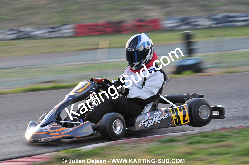 08/11/2009 : 5ème manche du Championnat du Sud 2009 à Ganges (photos Julien Dejean) 2009 — karting