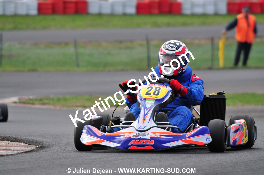08/11/2009 : 5ème manche du Championnat du Sud 2009 à Ganges (photos Julien Dejean) 2009 — karting