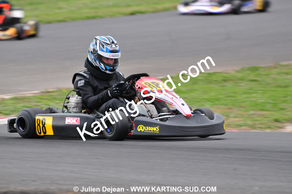08/11/2009 : 5ème manche du Championnat du Sud 2009 à Ganges (photos Julien Dejean) 2009 — karting