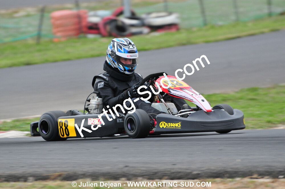 08/11/2009 : 5ème manche du Championnat du Sud 2009 à Ganges (photos Julien Dejean) 2009 — karting