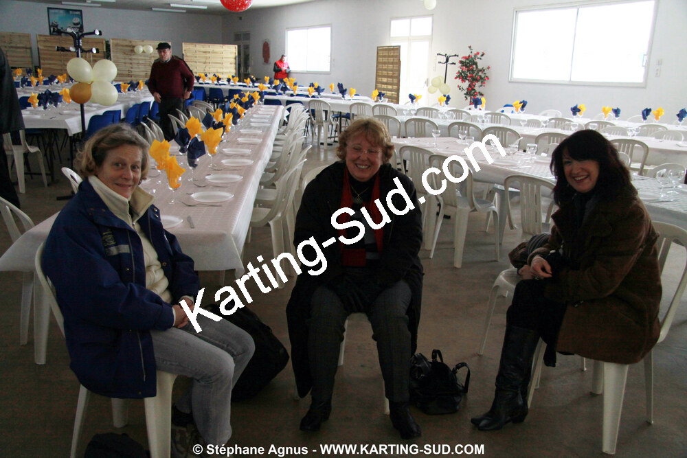 Martine DESCAZAUX — 09/01/2010 : Remise des prix du Championnat du Sud 2009 (photos Stéphane Agnus) 2010 — karting