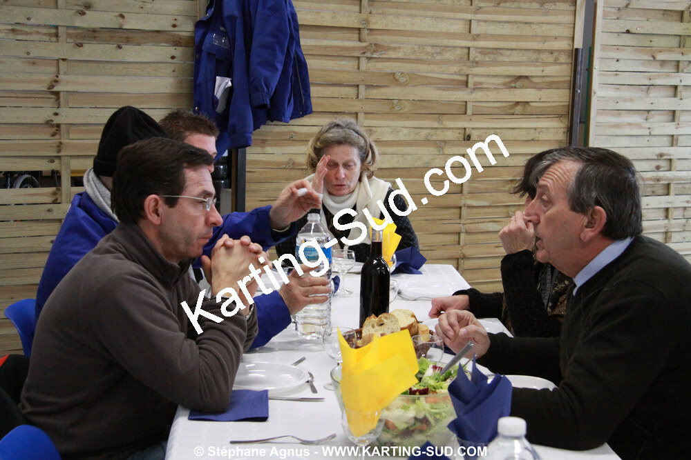 Jean VEYRIES, Jean-Claude DESCAZAUX, Solange DELAPERCHE — 09/01/2010 : Remise des prix du Championnat du Sud 2009 (photos Stéphane Agnus) 2010 — karting