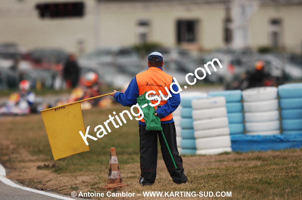 07/03/2010 : 1ère manche du Championnat du Sud 2010 à Lavelanet (photos Antoine Camblor) 2010 — karting