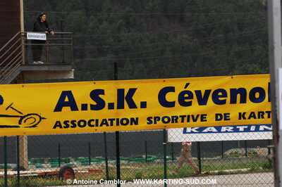 28/03/2010 : 2ème manche du Championnat du Sud 2010 à Alès (photos Antoine Camblor) 2010 — karting
