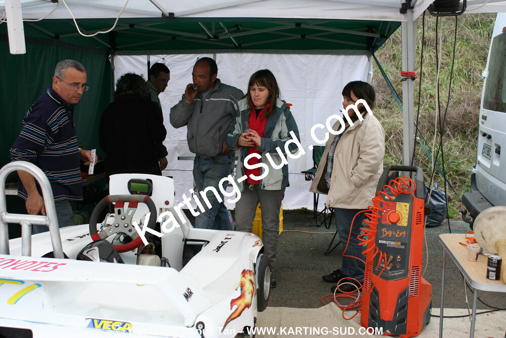 28/03/2010 : 2ème manche du Championnat du Sud 2010 à Alès (photos Yan Ching Agnus) 2010 — karting