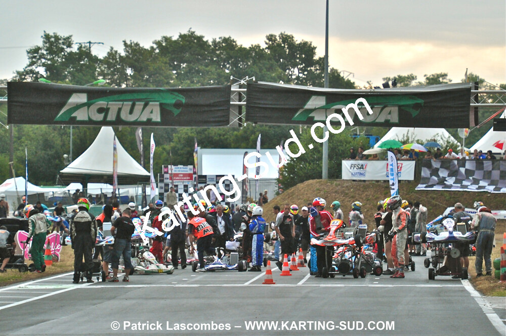 31/07 et 01/08/2010 : GPO Karting et Coupe de France X30 et X30 Gentlemen à Lyon (Photos Patrick Lascombes) 2010 — karting