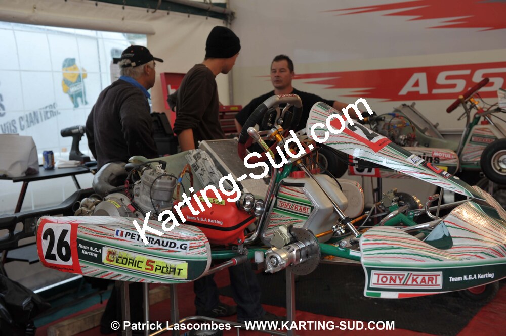 19/09/2010 : Championnat de France KZ125 et KZ125 Gentlemen à Lavelanet (photos Patrick Lascombes) 2010 — karting