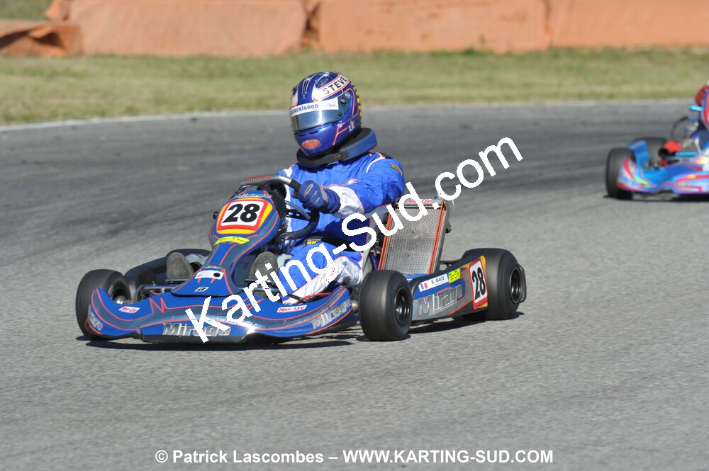 19/09/2010 : Championnat de France KZ125 et KZ125 Gentlemen à Lavelanet (photos Patrick Lascombes) 2010 — karting