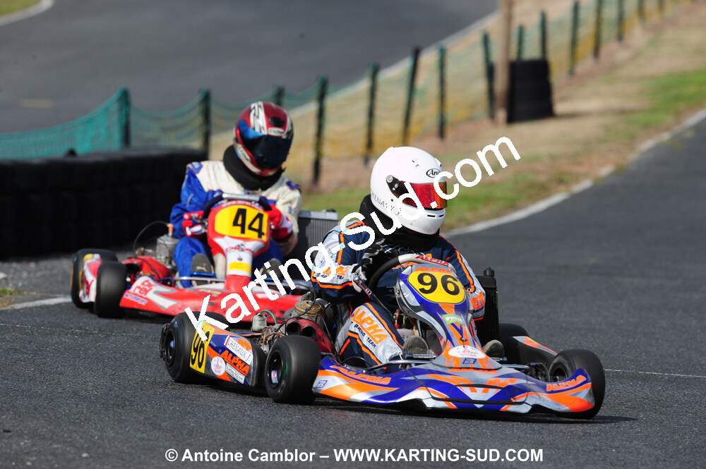 03/10/2010 : 4ème manche du Championnat du Sud 2010 à Belmont sur Rance (photos Antoine Camblor) 2010 — karting