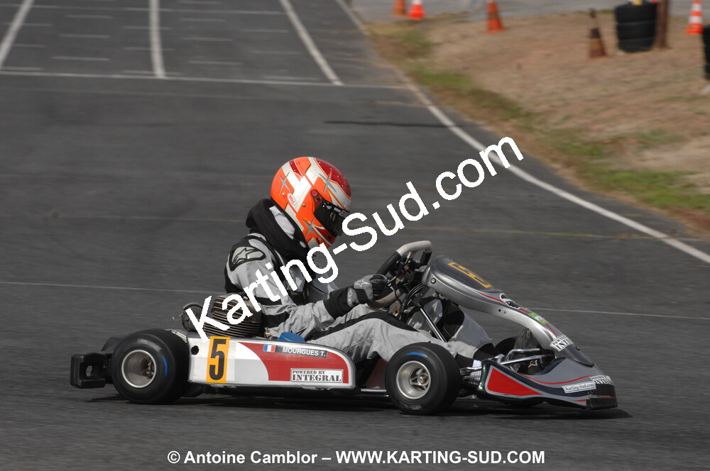 03/10/2010 : 4ème manche du Championnat du Sud 2010 à Belmont sur Rance (photos Antoine Camblor) 2010 — karting